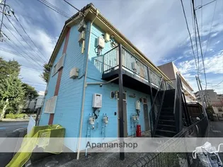 ファーストシティ橋本【2階】の外観