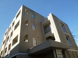 コモド プレッソ【2階】の外観