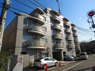 パークナードフィット田園調布【4階】の外観