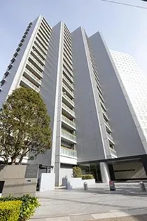 リバー&タワー【14階】の外観