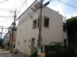 レオネクストマードレ【3階】の外観