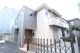 東京都世田谷区上北沢3丁目【一戸建】の外観