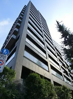 レジディア西麻布【8階】の外観