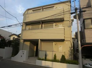 RAFFINE REGALO【1階】の外観