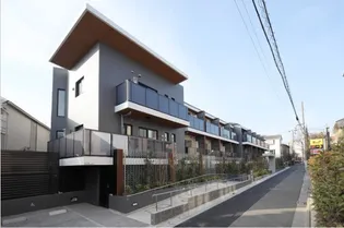 ザ・パークハビオ目黒桜邸【4階】の外観