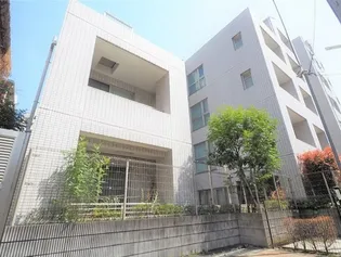 東京都港区南青山2丁目【マンション】の外観