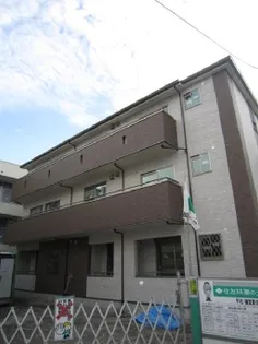 レオパレスガーネット【2階】の外観