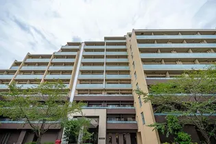 パークアクシス池田山【3階】の外観