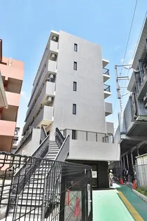 グリーンリーフ新綱島【3階】の外観