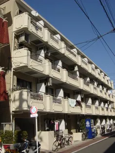 ベルサイユ目黒【4階】の外観