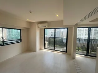 白金ウエスト【701号室号室】の居間