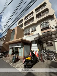 仲六マンション【2階】の外観