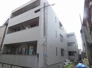 カステロ ピノ【101号室号室】の外観