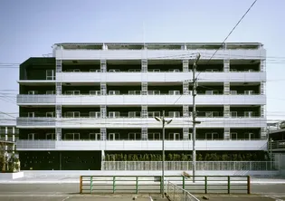 カスタリア鶴見の画像