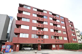 東京都港区西麻布1丁目【マンション】の外観