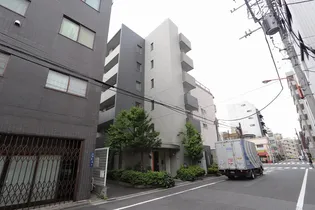 サン セジュール【5階】の外観