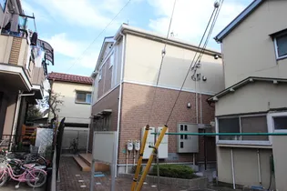 クローバーコート【1階】の外観