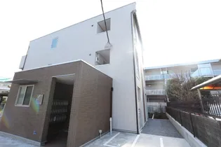 リブリ・ニソル【1階】の外観