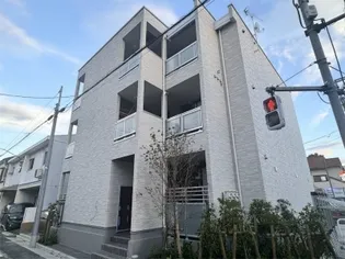 リブリ・ESPOIR六番館【2階】の外観