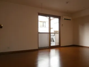 ラミアカーサお花茶屋【1階】の居間