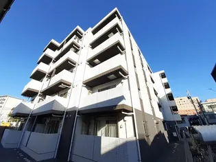 LA SOURCEの画像