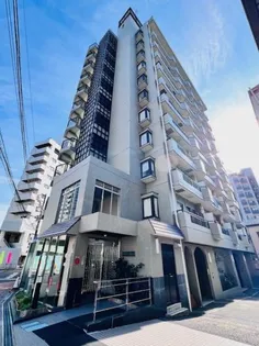 プラザ・ラ・ポール【11階】の外観