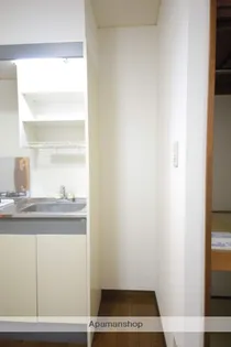 日南荘【202号室】の内装