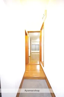 日南荘【202号室】の玄関