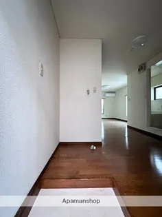 日南荘【203号室】の内装