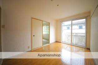 モンテベルナ【2階】の居間