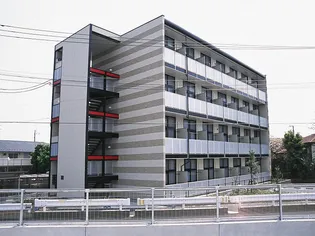 レオパレスQUATTRO【3階】の外観