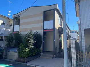 レオパレスグランドール【2階】の外観