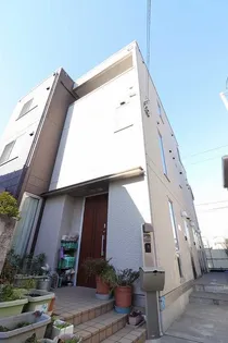 ジーヴォ・KS【1階】の外観