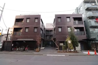 ROCA【1階】の外観