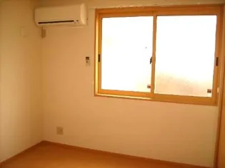 エトワールNIIZA【103号室】の居間