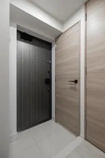 ORSUS志村坂上【5階】の玄関