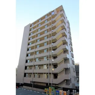 リバーレ池袋【6階】の外観