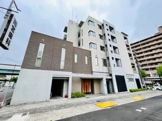 カスタリア【3階】の外観