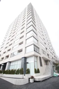 ブランズ四番町【4階】の外観