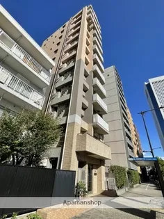 スカイコート初台【3階】の外観