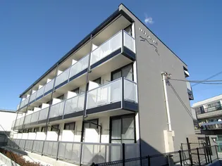 レオパレスアルファード【2階】の外観