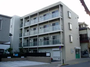 ドミール平和台【3階】の外観