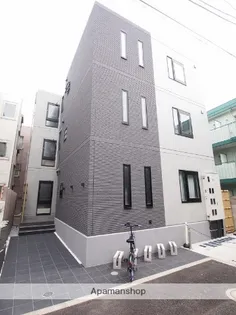 イズリウム【1階】の外観