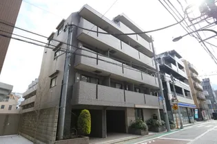 東京都新宿区新小川町【マンション】の外観