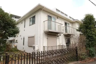 ウィステリア砧の画像