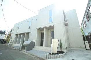 フローラ野沢【2階】の外観