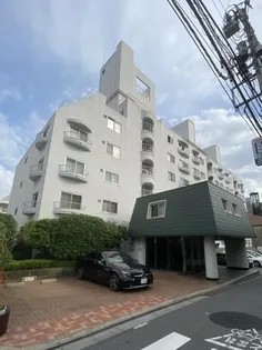 東京都港区南青山4丁目【マンション】の外観