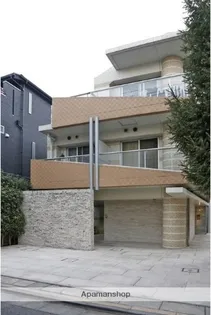 東京都杉並区成田東5丁目【マンション】の外観