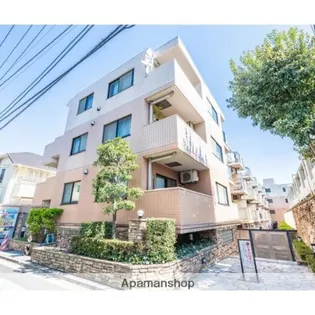 ルート四谷三丁目【2階】の外観