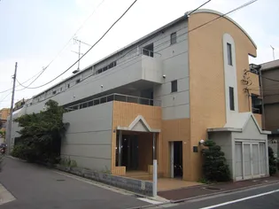 ビラ・アイオイ【2階】の外観